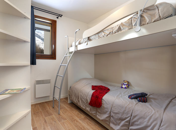 Les Deux Alpes - Au Coeur des Ours - apt_B5_04