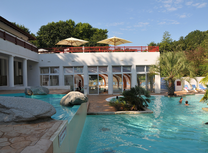 COPYRIGHT_COYOTE_BIPER_GORRI_PISCINE_EXT_3979