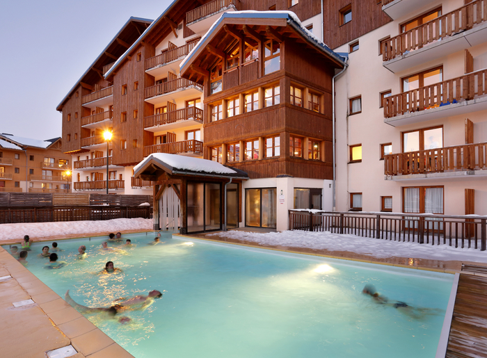 Valfréjus - La Turra - piscine_01